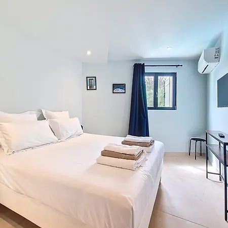 Casa vacanze 6 Pers - Grande Terrasse & Piscine Privee Saint-Maximin (Gard)
